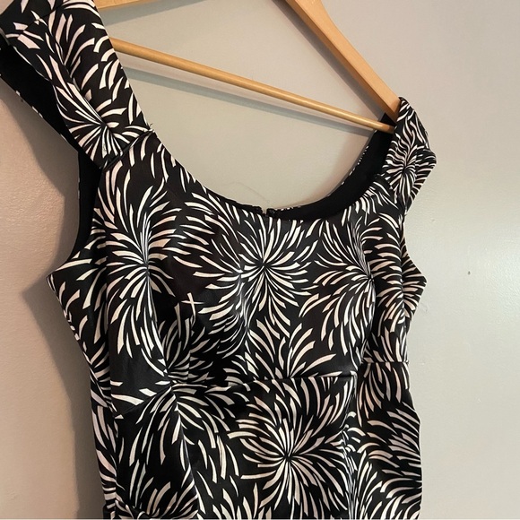 Jessica Black and White Ruched Sheath Midi Dress - Picture 2 of 6